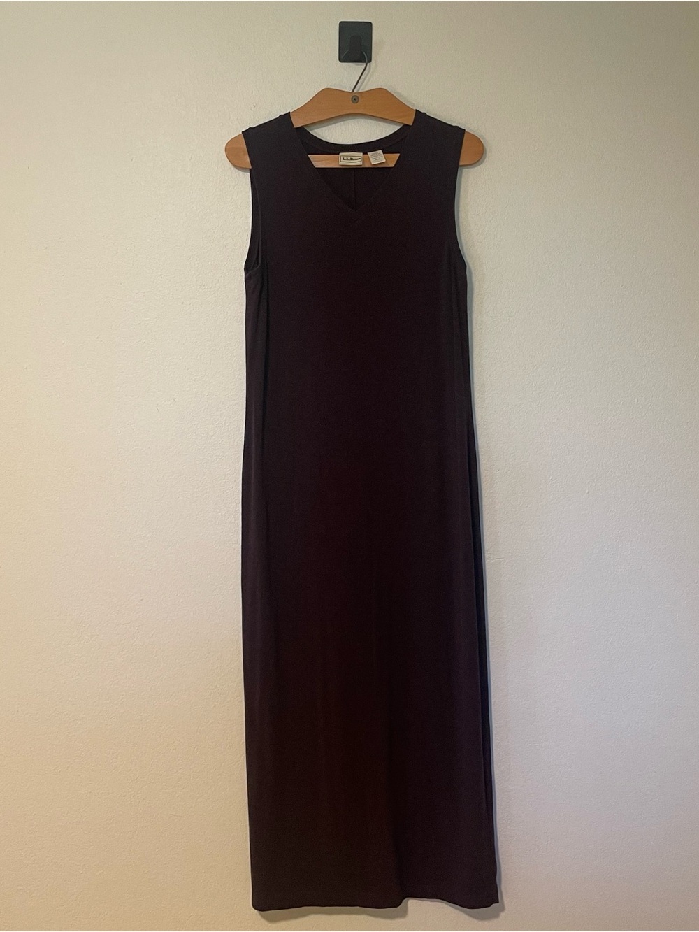 Vintage L.L. Bean Sleeveless V-Neck Maxi Dress in Deep Plum